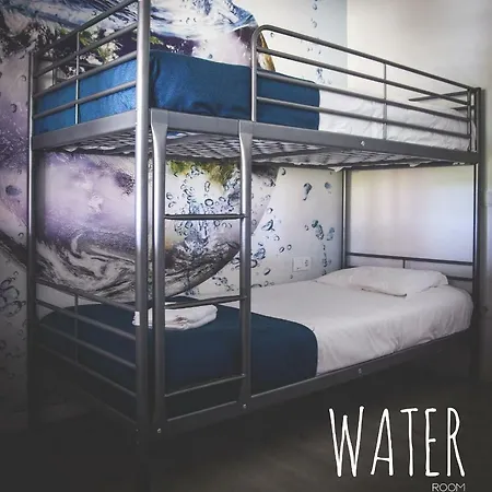 Stone Hostel Obidos